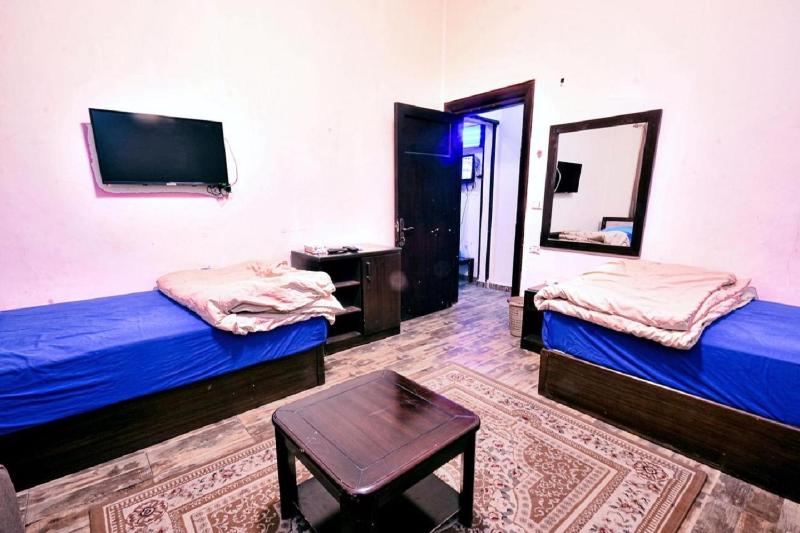 Three-Bedroom Apartment image 3