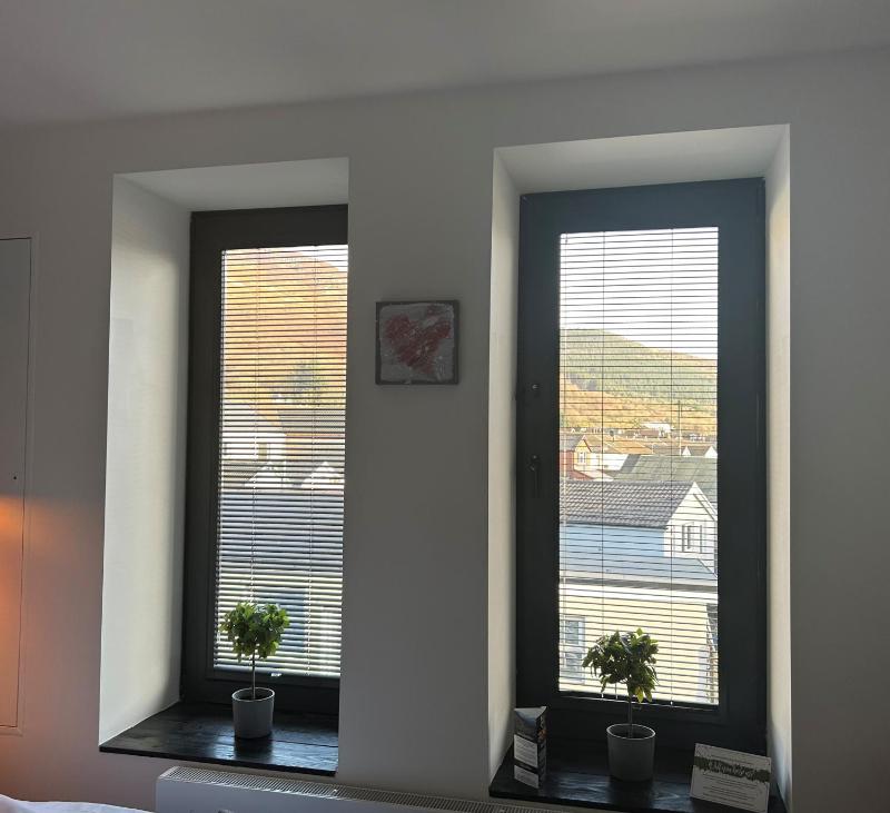 Twin Room image 2