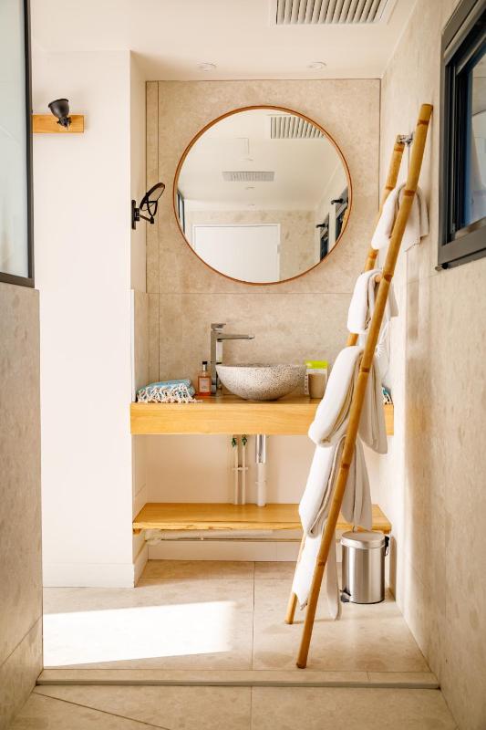 Comfort Double or Twin Room Ground Floor image 4
