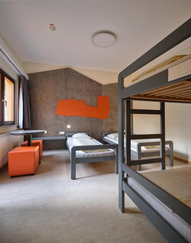 Single Bed in Mixed Dormitory Room image 3