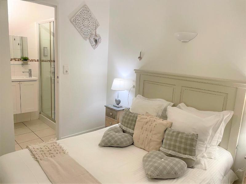 Hôtel Le Méditerranée - image 40