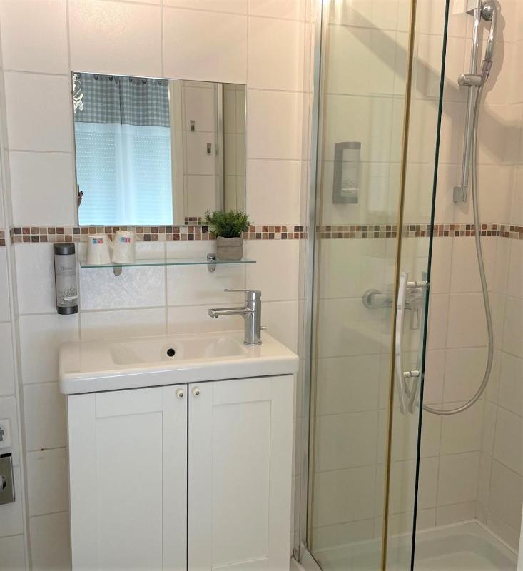 Double Room image 1