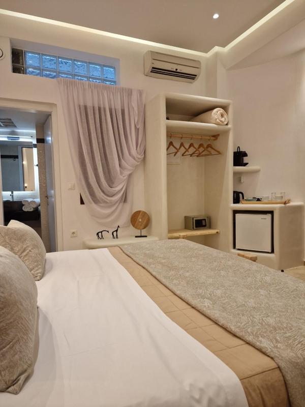 Economy Double Room No View image 4