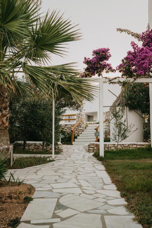 Paros Bay - image 32