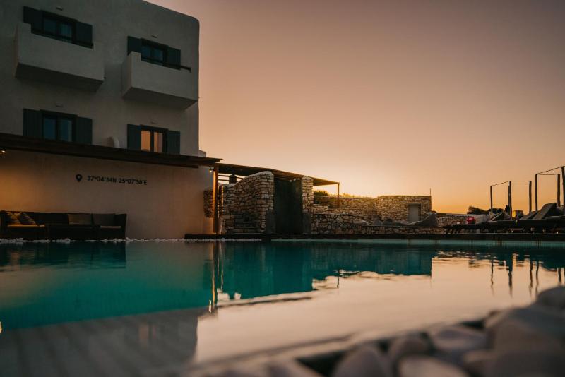 Paros Bay - image 36