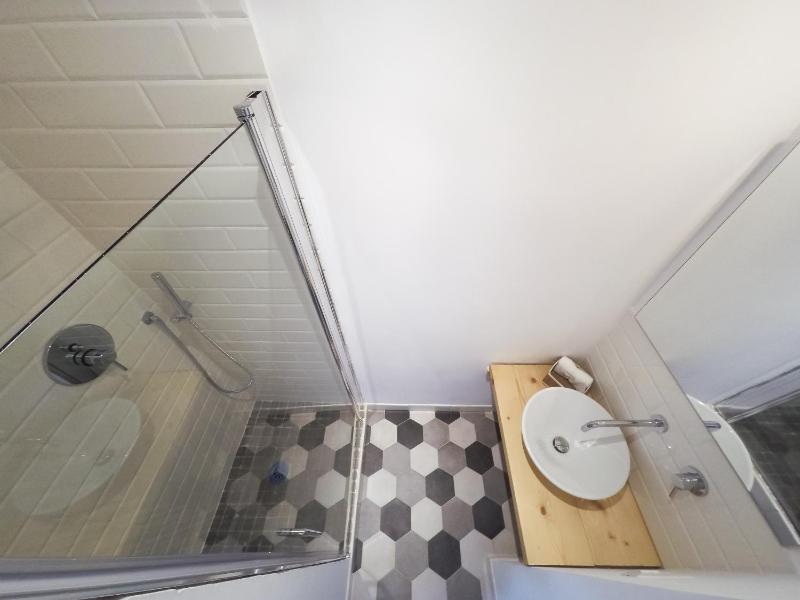 Double Room image 1