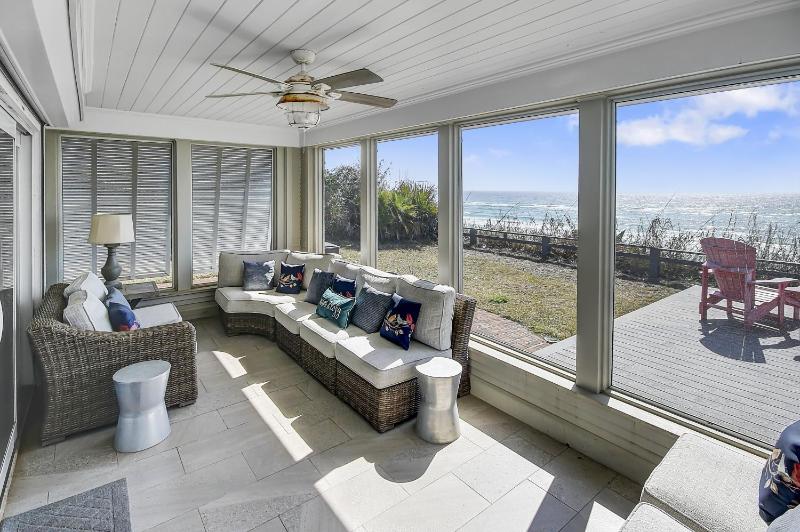 Gulf Front Home in Seagrove Beach FL with 3 Bedrooms and 3 Bathrooms home - image 9