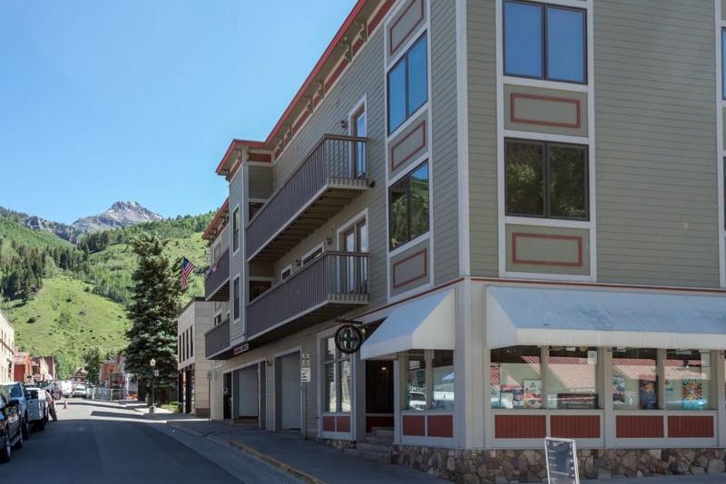 Comfy Casual Near Gondola & Main Street! Needle Rock 3 condo - image 9