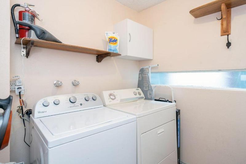 Space for All! Close to Lift 7 Fireplace Hot Tub condo - image 26