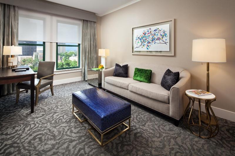 One-Bedroom King Suite image 2