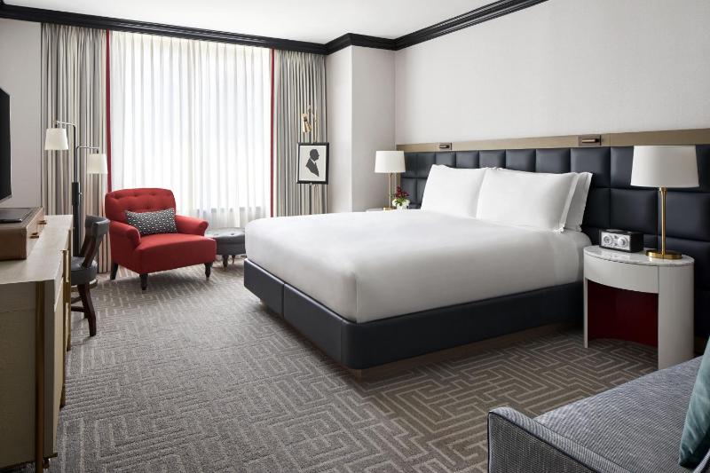 Premier King or Double Room image 3