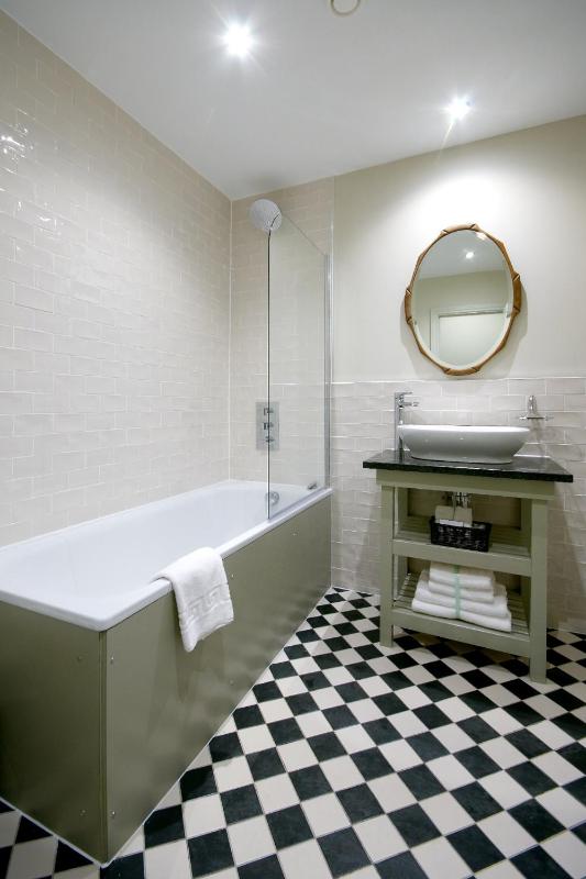 Superior Double Room image 1