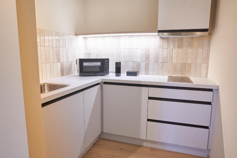 One-Bedroom Apartment image 3