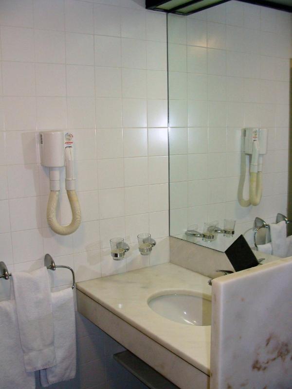 Studio Apartment image 4