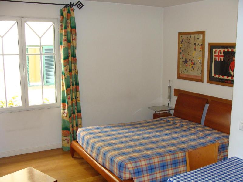 Studio Apartment image 2