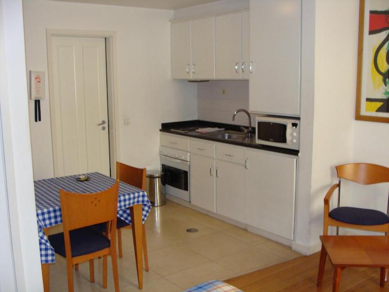 Studio Apartment image 3