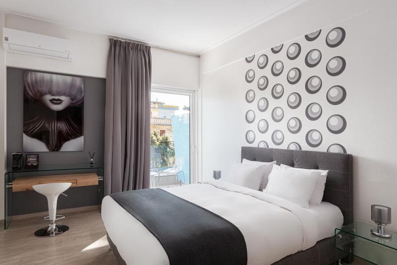 Large Double Room image 2