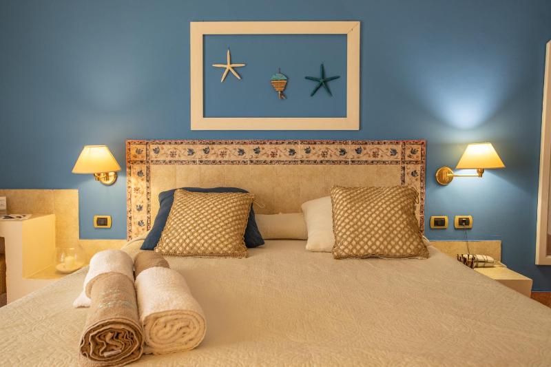 Double Room - Disability Access image 2