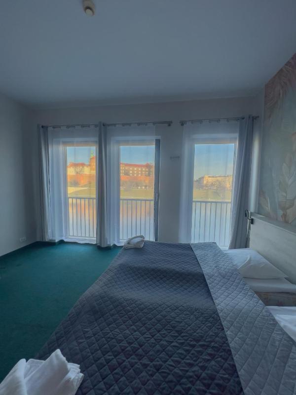 Double or Twin  Room with Wawel Castle View image 1