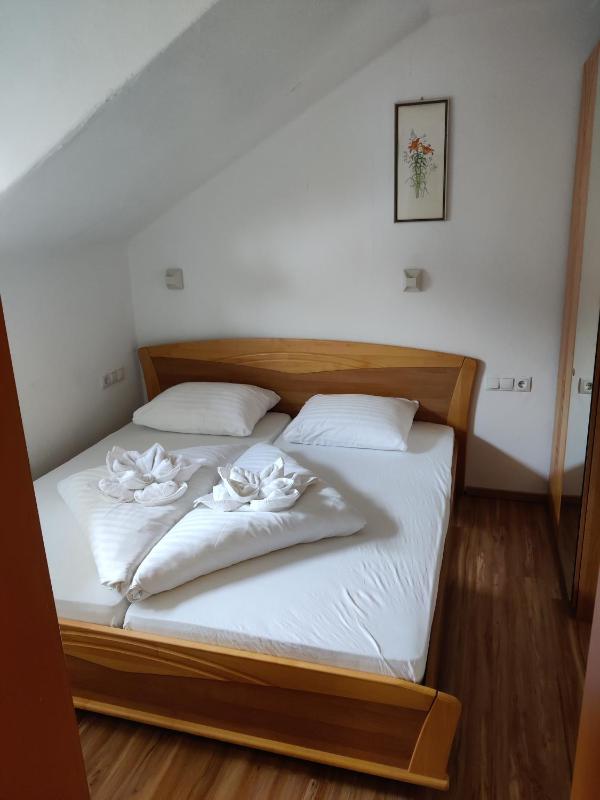 Quadruple Room image 1