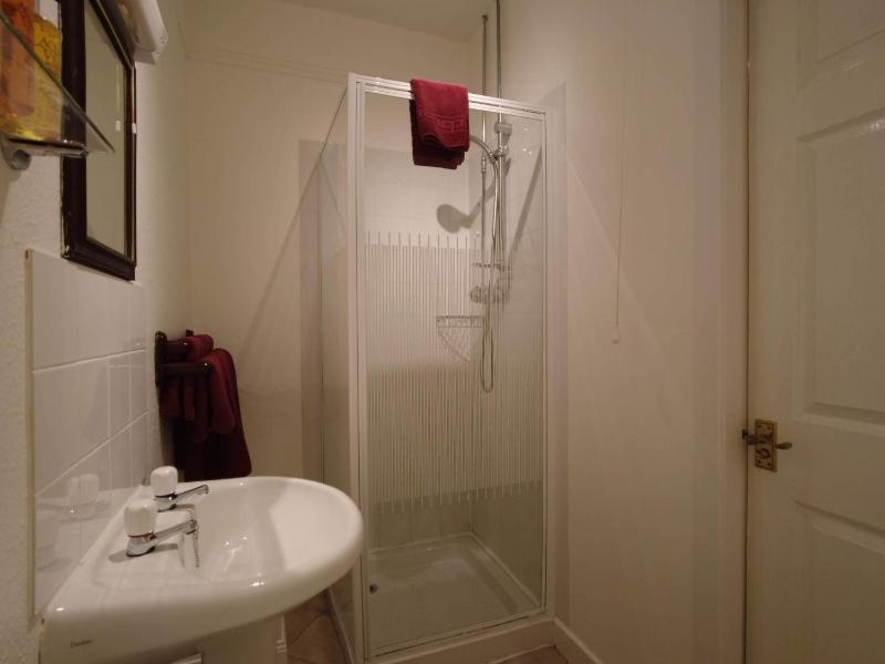 Economy Double Room image 2