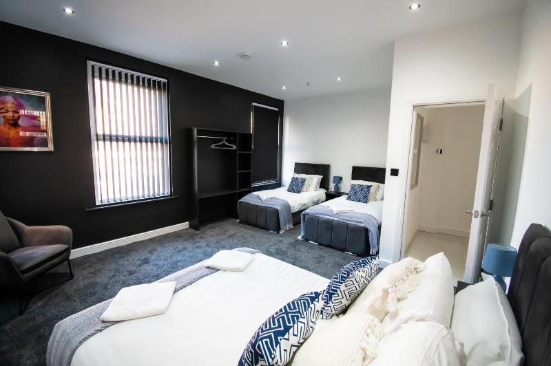 Winter Garden Suites by Sasco Apartments - image 33