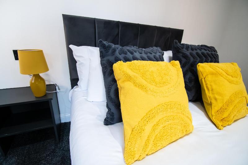 Winter Garden Suites by Sasco Apartments - image 48