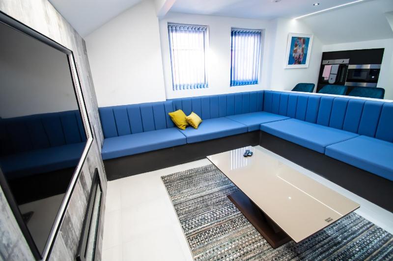 Winter Garden Suites by Sasco Apartments - image 50