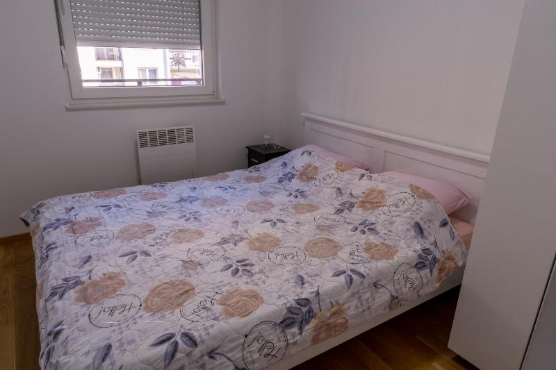 S&S Apartman Banja Luka - image 11
