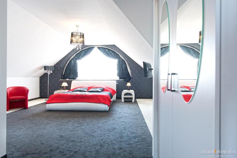 Apartment image 3