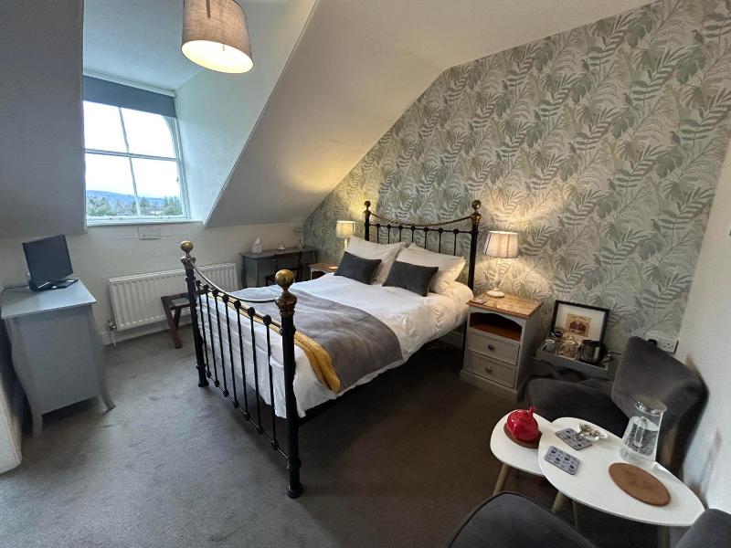 Double Room with Mountain View image 1