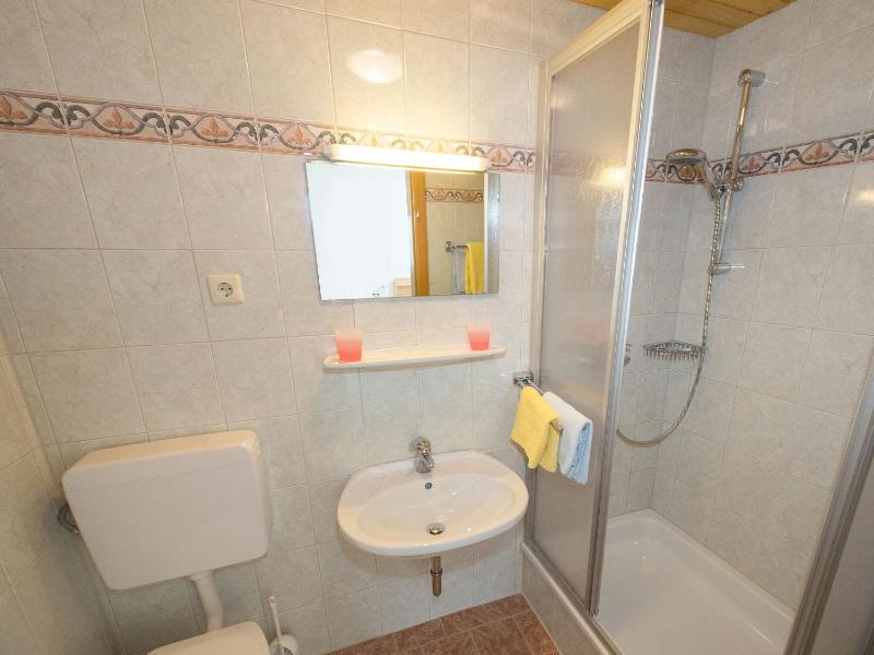 Small Double Room image 2