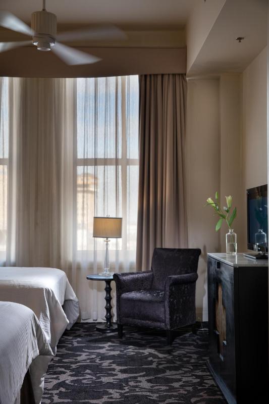 Double Room with Two Double Beds image 3