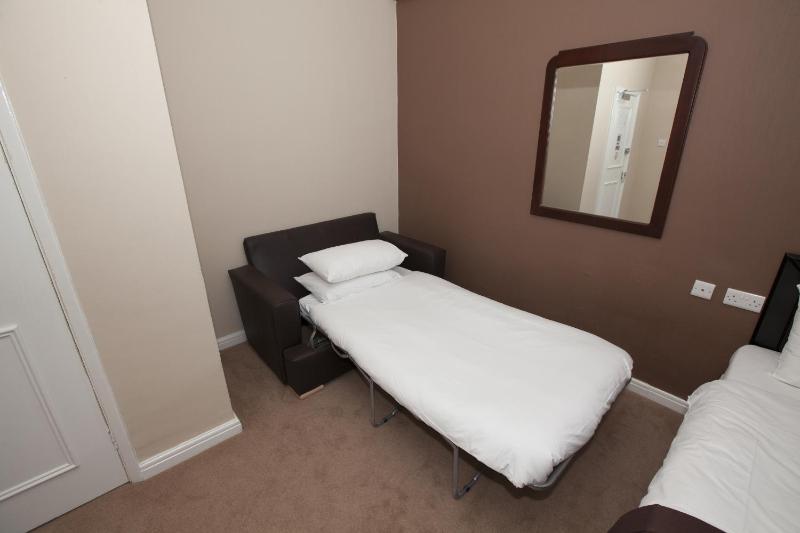 Family Room with Private Bathroom image 3