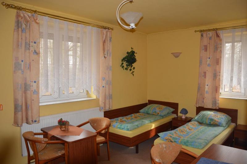 Triple Room image 3