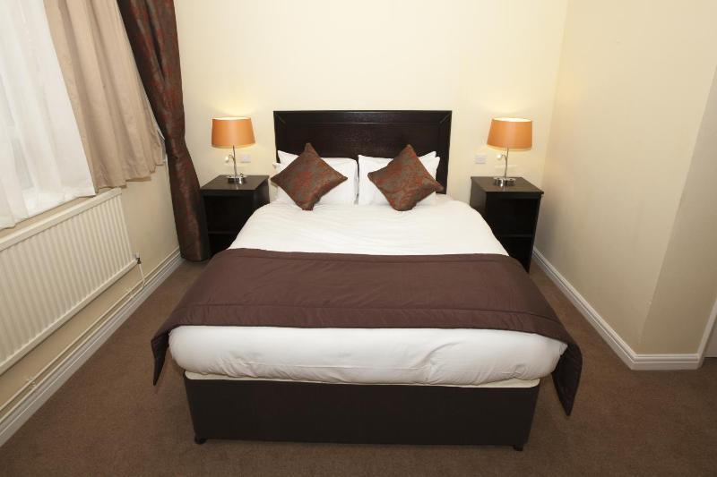 Executive Double Room image 3