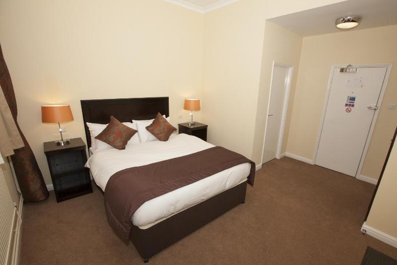 Executive Double Room image 2