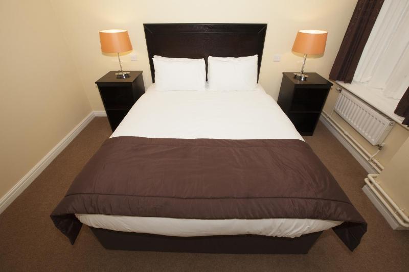Double Room with Private Bathroom image 3