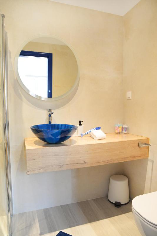Studio Apartment image 4