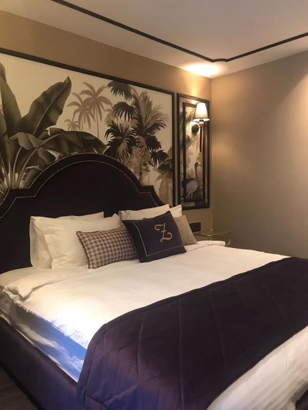 Double or Twin Room image 1