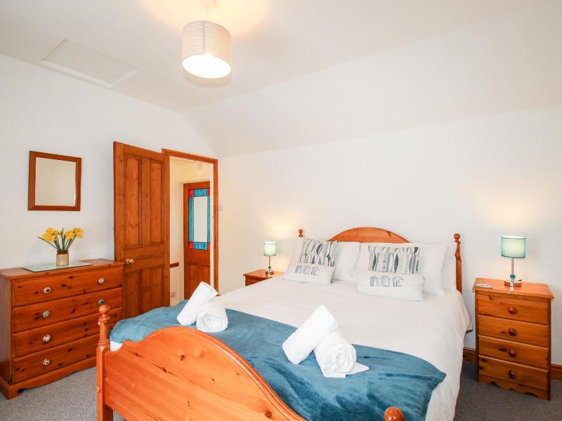 Angel Cottage - image 3