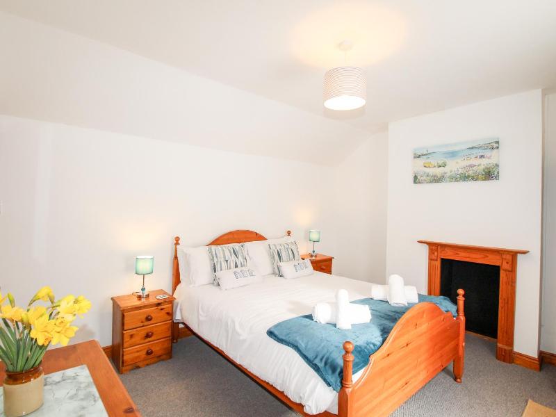 Angel Cottage - image 25