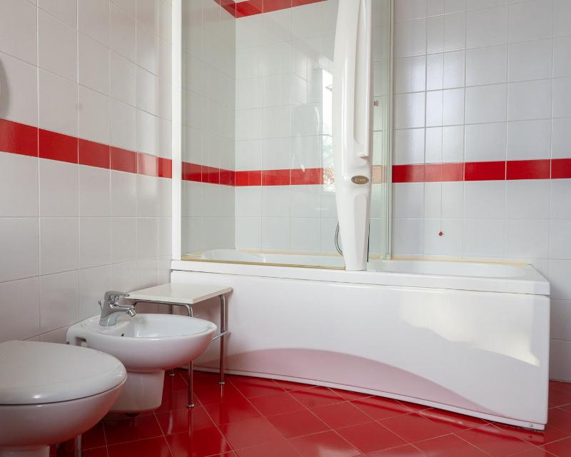 Superior Double Room image 3