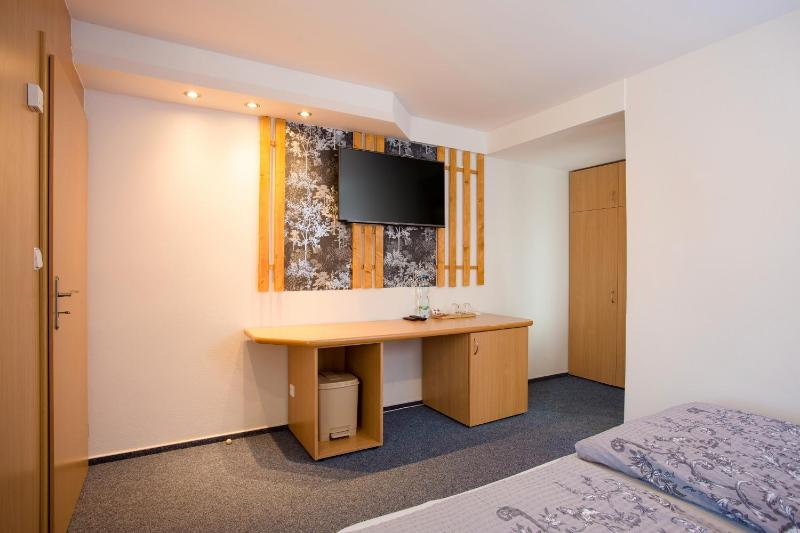 Triple Room image 1