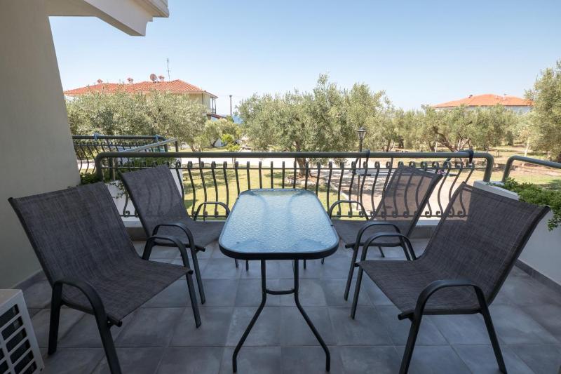 Executive Apartment with Sea View image 2