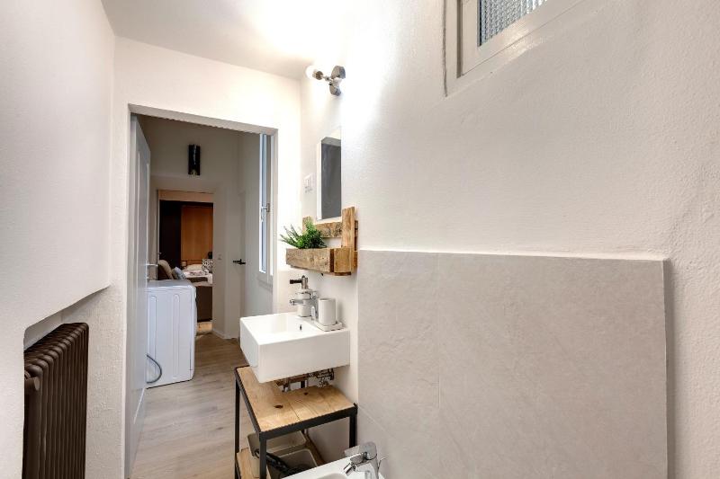 Isidora Apartment by Mamo Florence - image 6