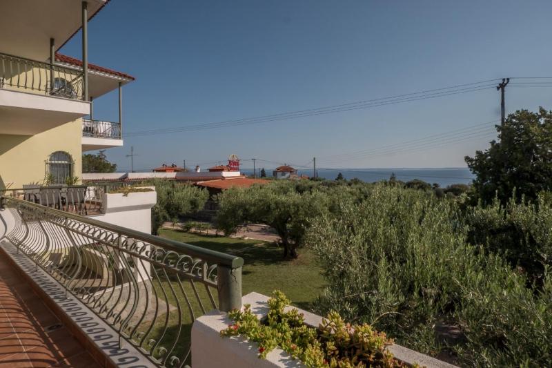 Maisonette with Sea View image 4