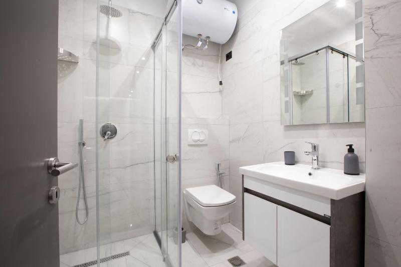 Dea's Apartments - image 9