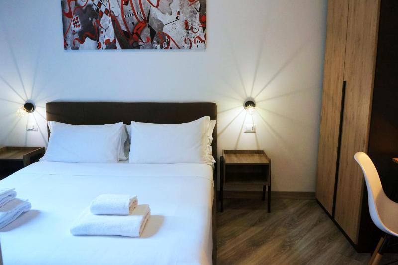 Standard Double Room image 1