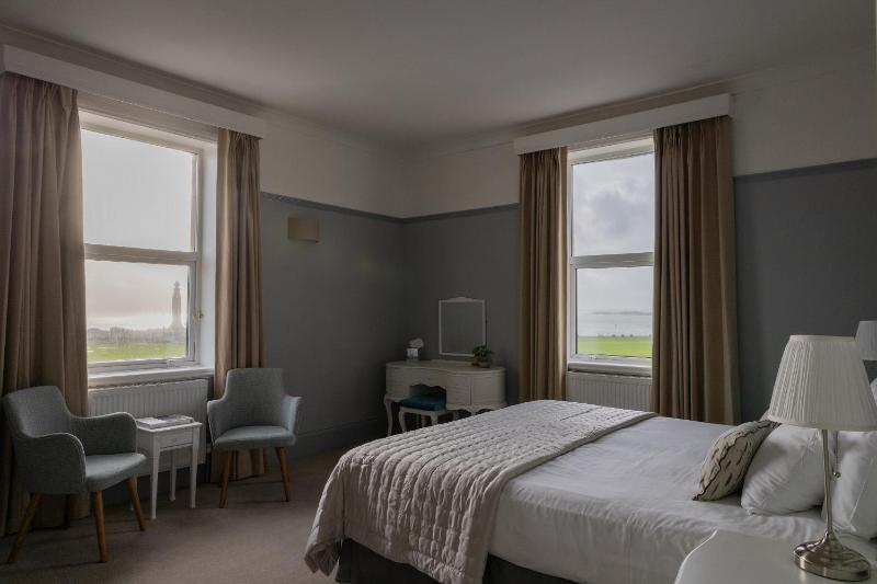 The Queens Hotel - image 33